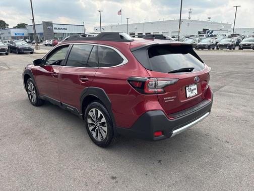 2025 Subaru Outback Touring XT