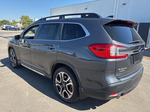2023 Subaru Ascent Limited 8-Passenger