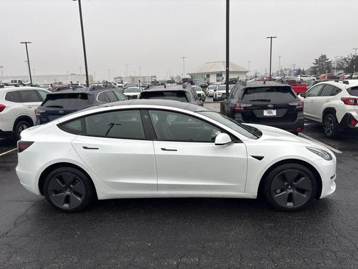 2023 Tesla Model 3 Standard Range