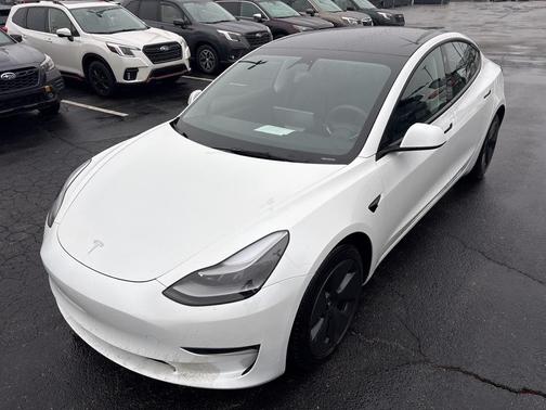 2023 Tesla Model 3 Standard Range
