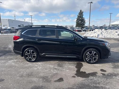 2023 Subaru Ascent Limited 8-Passenger