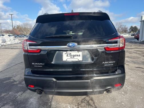 2023 Subaru Ascent Limited 8-Passenger