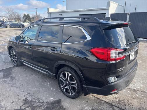 2023 Subaru Ascent Limited 8-Passenger