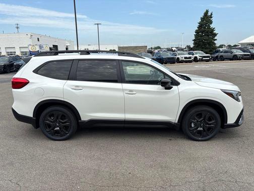Crystal White Pearl 2026 Subaru Ascent Onyx Edition Touring 7-Passenger