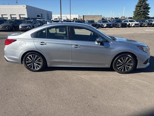 2019 Subaru Legacy Premium