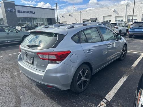 2019 Subaru Impreza 2.0i Premium