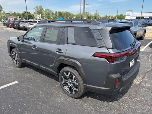 Magnetite Gray Metallic 2026 Subaru Outback Touring XT