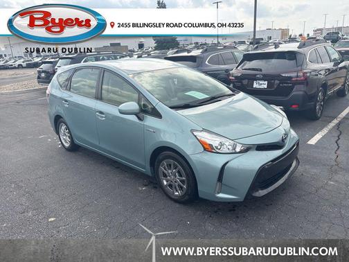 2017 Toyota Prius v Four