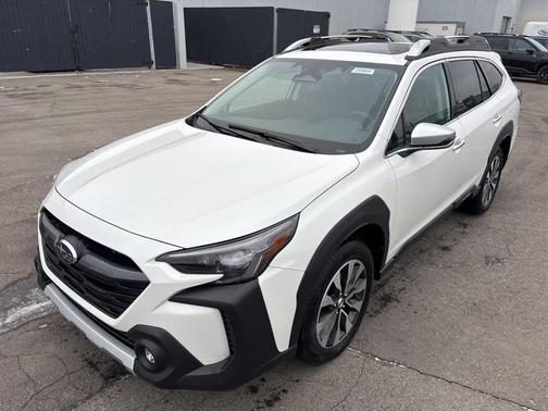 2025 Subaru Outback Touring XT