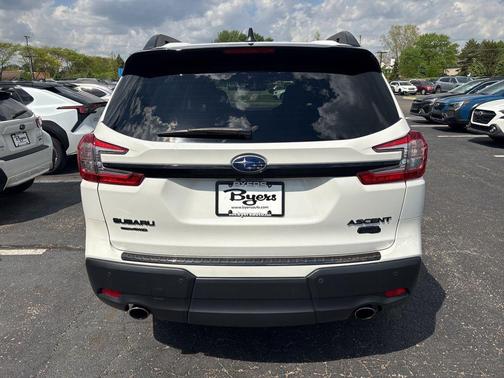 Crystal White Pearl 2024 Subaru Ascent Onyx Edition 7-Passenger