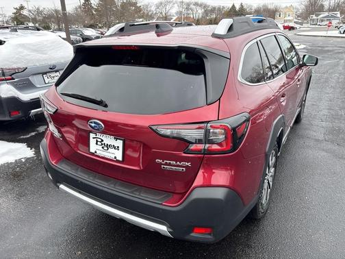 2025 Subaru Outback Touring