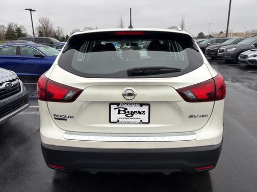 2017 Nissan Rogue Sport SV