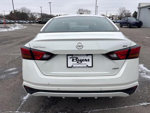 2022 Nissan Altima 2.5 SV
