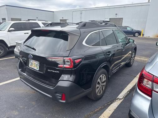 2022 Subaru Outback Premium