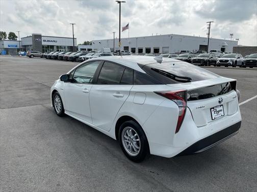 2016 Toyota Prius Four