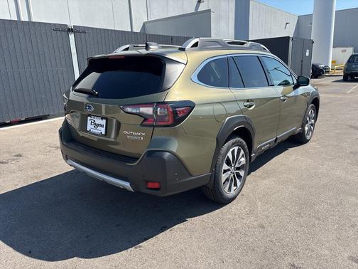 2025 Subaru Outback Touring