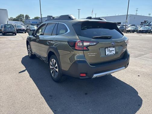 2025 Subaru Outback Touring