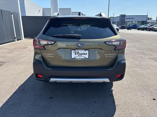 2025 Subaru Outback Touring