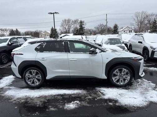 2023 Subaru Solterra Touring