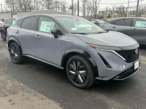 2025 Nissan ARIYA EVOLVE+