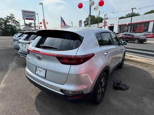 2022 Kia Sportage LX