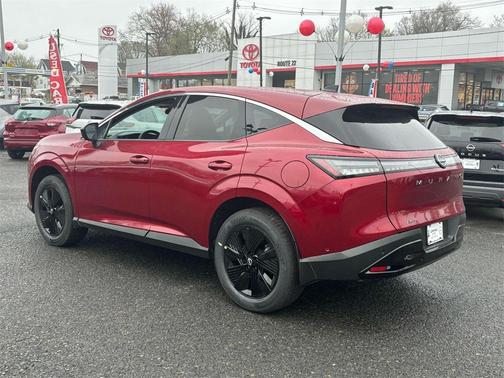 2025 Nissan Murano SV