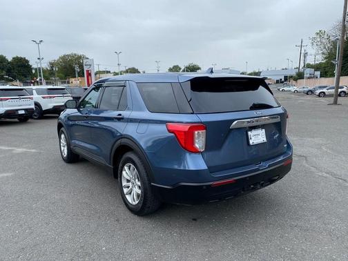 2020 Ford Explorer Base