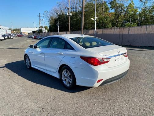 2014 Hyundai SONATA GLS