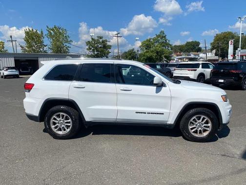 2019 Jeep Grand Cherokee Laredo E