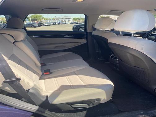 2020 Kia Sorento S