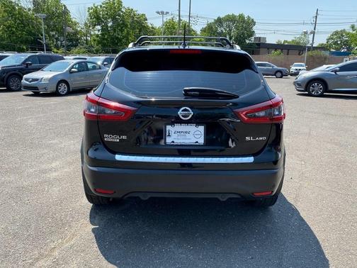 2020 Nissan Rogue Sport SL
