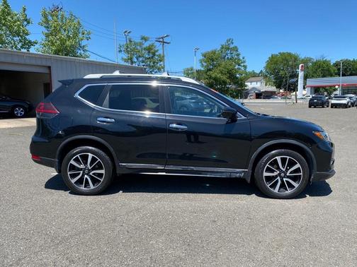 2020 Nissan Rogue SL