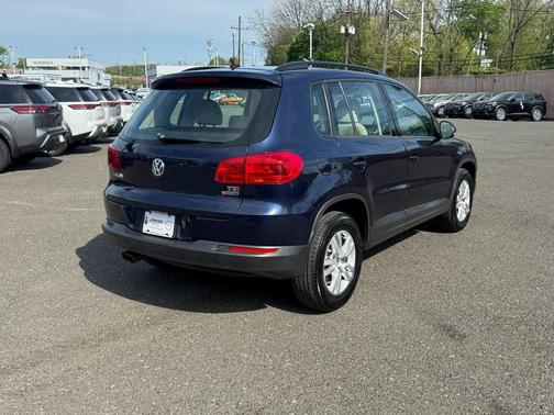 2016 Volkswagen Tiguan S
