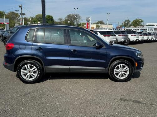 2016 Volkswagen Tiguan S