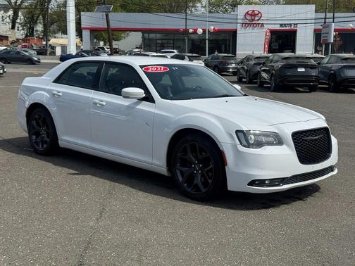 2021 Chrysler 300 S
