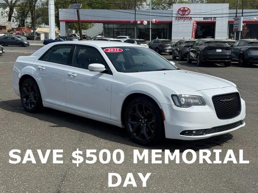 2021 Chrysler 300 S