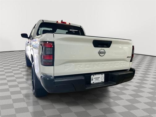 2025 Nissan Frontier S