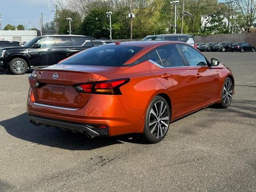 2022 Nissan Altima 2.5 SR