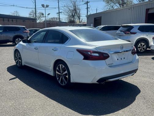 2017 Nissan Altima 2.5 SR