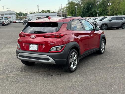 2023 Hyundai KONA SEL