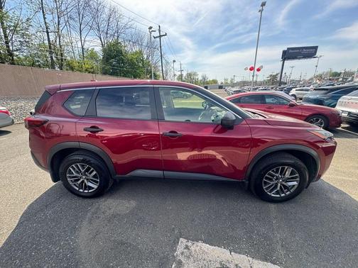 2021 Nissan Rogue S