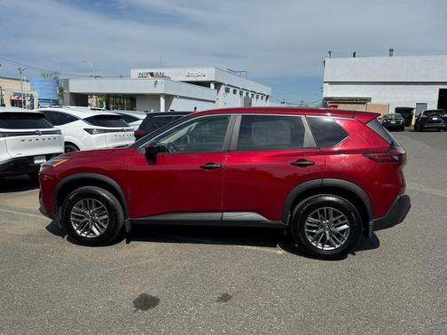 2021 Nissan Rogue S