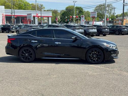 2017 Nissan Maxima 3.5 SR