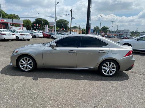 2016 Lexus IS 300 Base