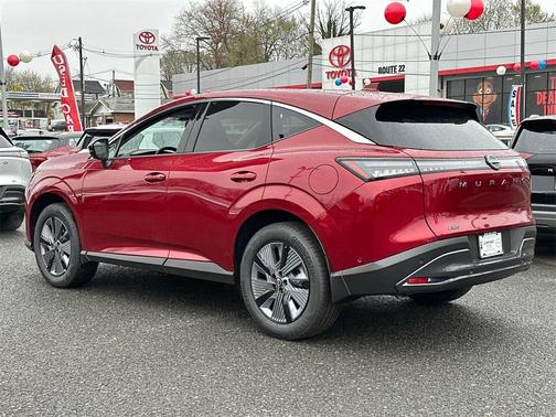 2025 Nissan Murano SL