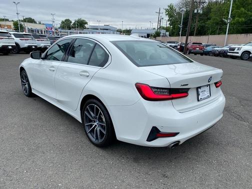 2021 BMW 330 i xDrive