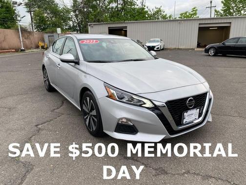 2022 Nissan Altima 2.5 SV