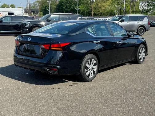 2022 Nissan Altima 2.5 S