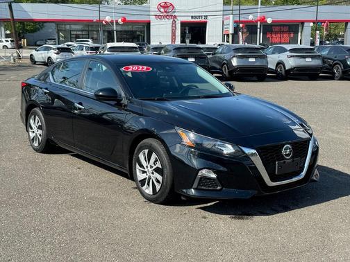 2022 Nissan Altima 2.5 S
