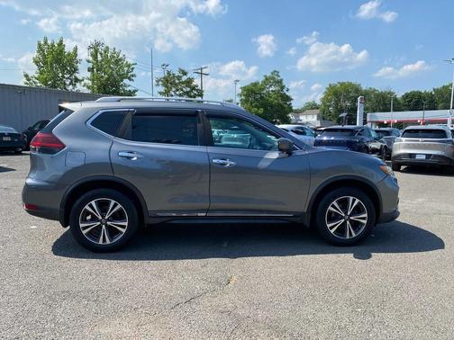 2018 Nissan Rogue SL
